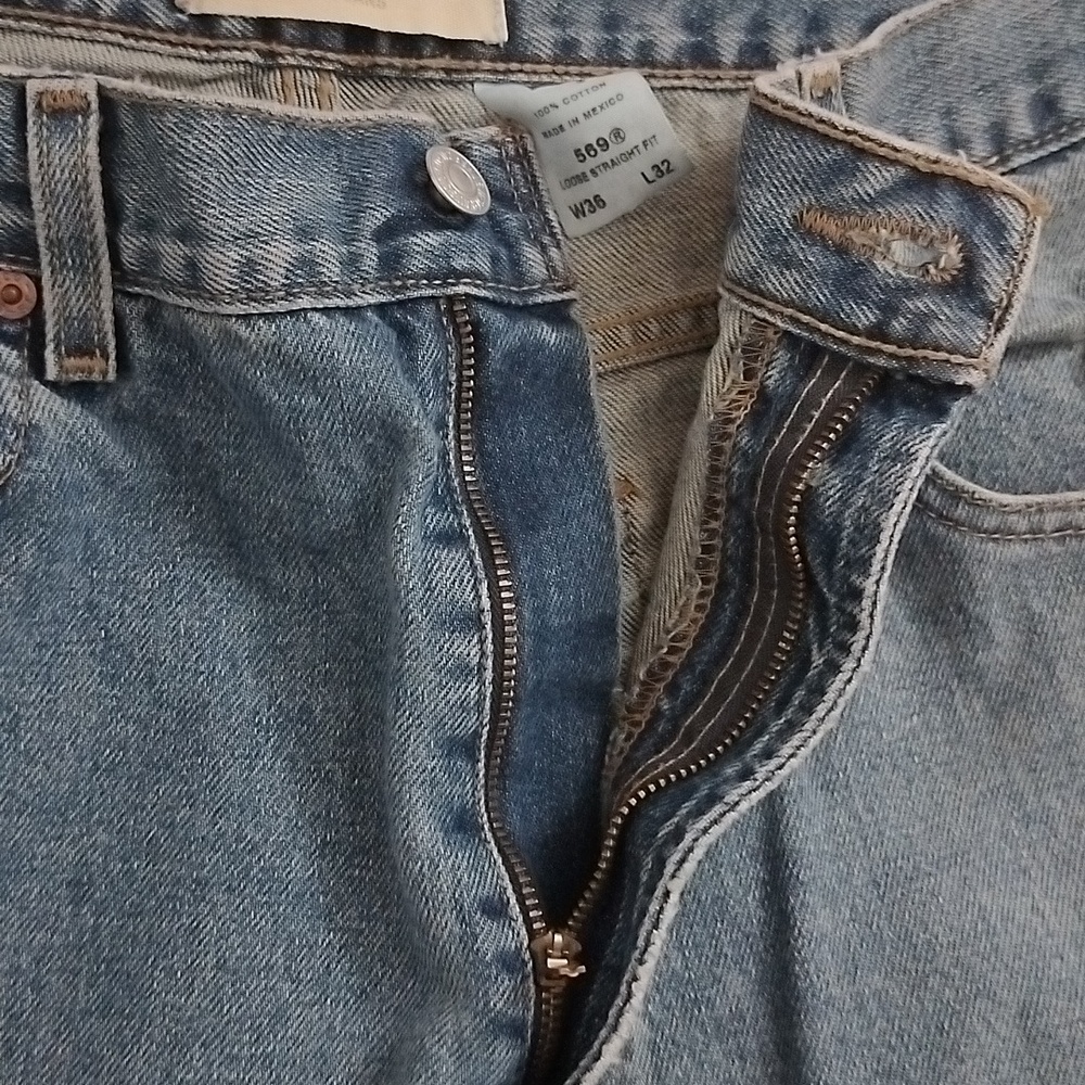 Levi's 569 Loose Straight Fit Denim Red Tab VTG 90s 100% COTTON 36x32 Blue Wash - Picture 15 of 17